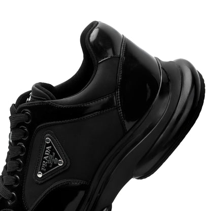 EVACI Prada Runner